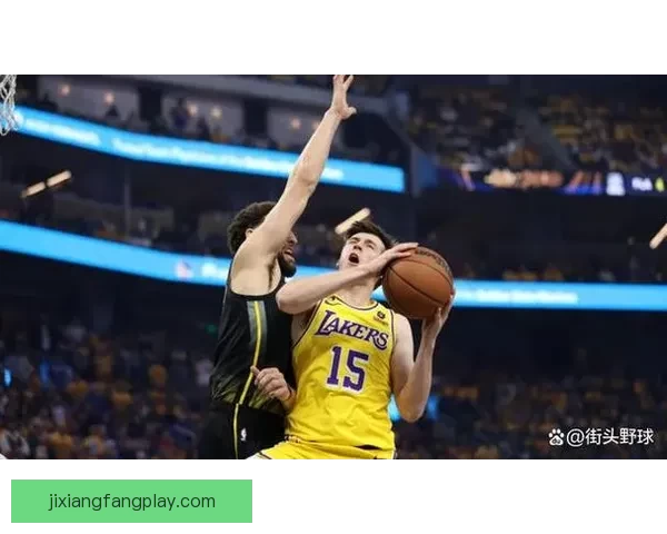 今夏多支球队欲挖角湖人球员 可能为里夫斯开出顶薪级短期合同